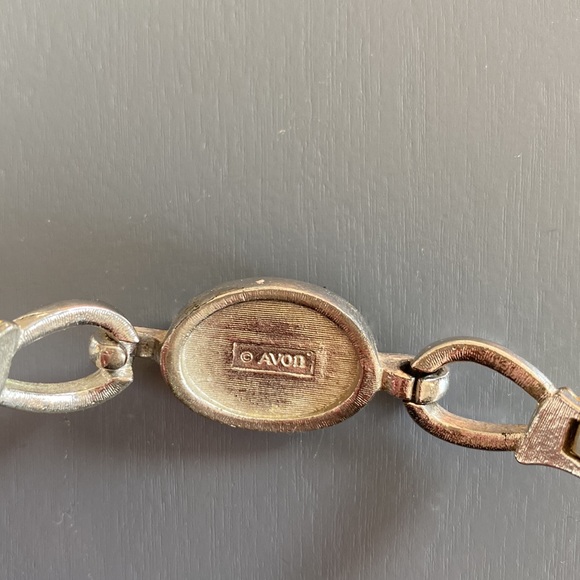 Vintage Avon Mother of Pearl Bracelet - Picture 4 of 8